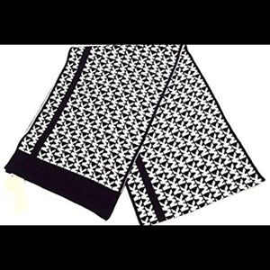 Michael Kors MK Reversible Scarf